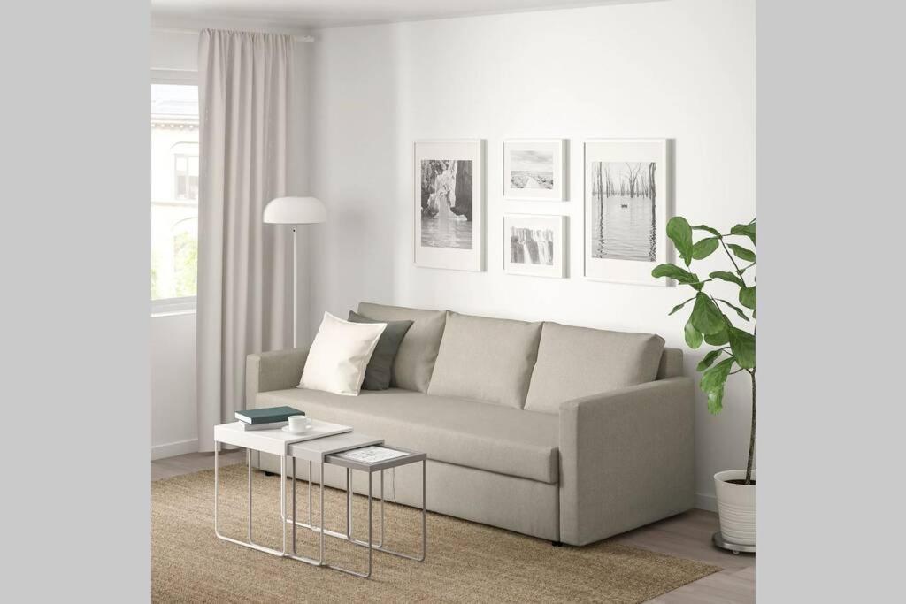 Eg Rechts -Wunderschoene 80M² Grosse 3-Zimmer City Wohnung Naehe Salzburg Freilassing Exterior photo